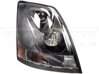 888-5505 – FARO VOLVO DERECHO VN, VNL 20835985, 20496654